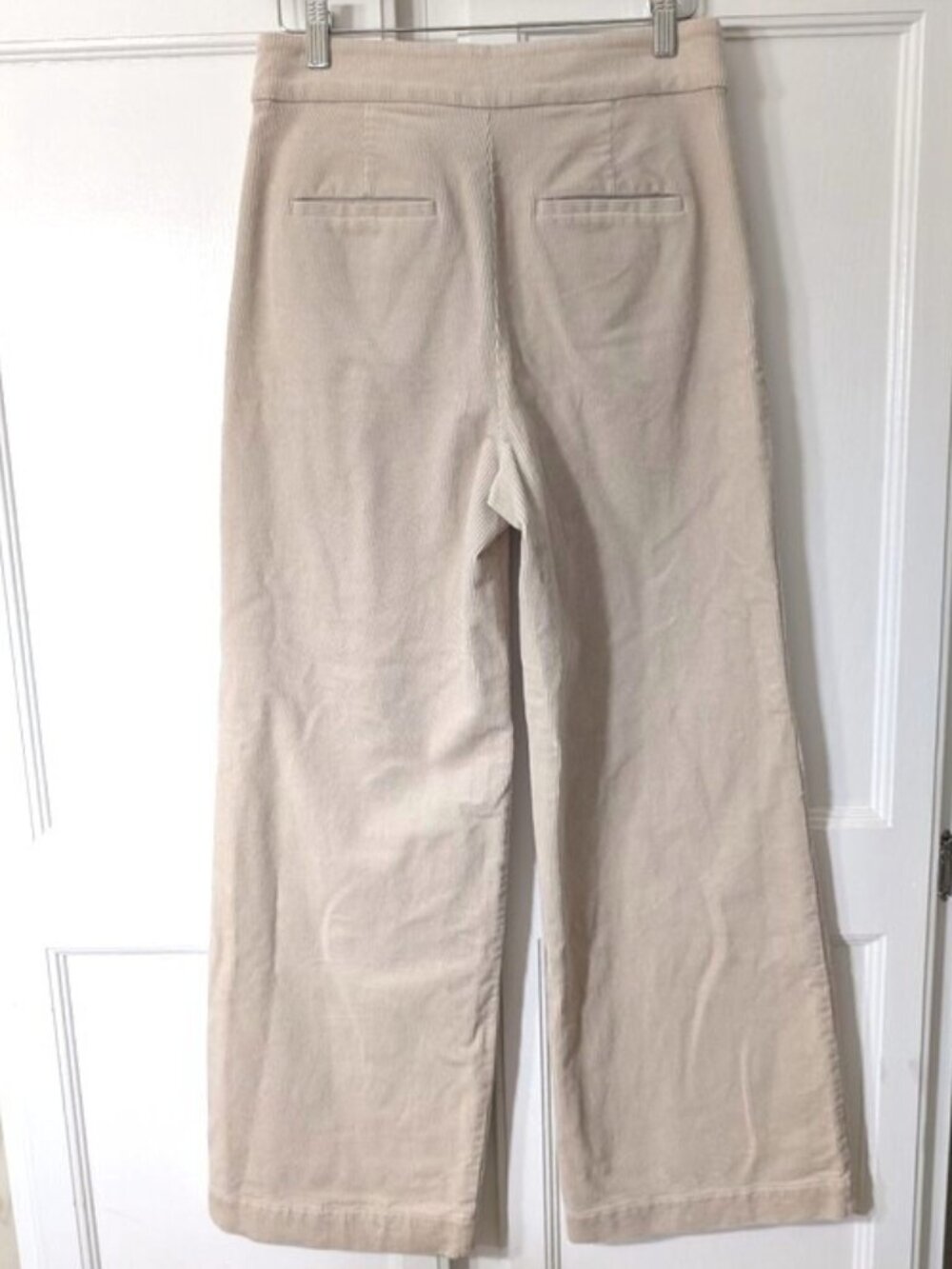 NWOT LOFT Neutral Corduroy Wide Leg Pants in Cream Color Size 2 - Picture 4 of 4